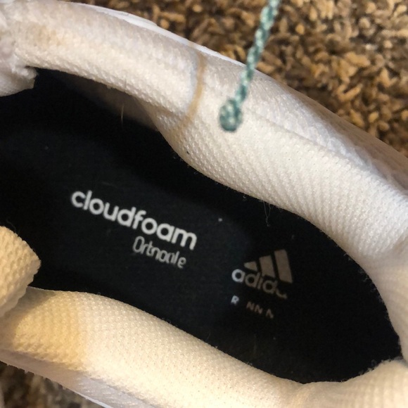 white adidas - Picture 6 of 6